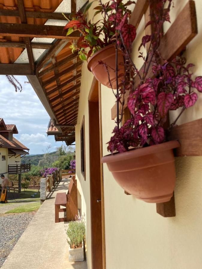Casa de hóspedes Chales Toca Dos Esquilos *
